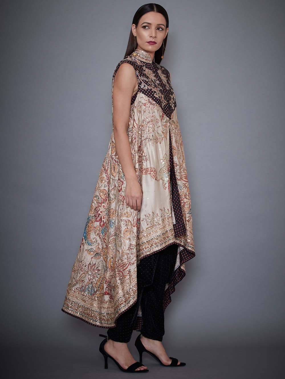 Image Title RI-Ritu-Kumar-Beige-And-Burgundy-Embroidered-Kurti-With-Dhoti-Trousers-Side-View2