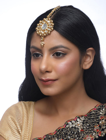 Image Title Kundan Maang Tikka - MRR7