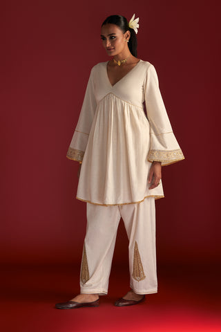 Oatmeal Mr Beaks Salwar Set - Masaba