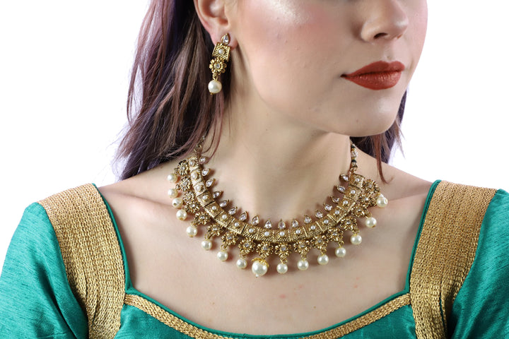 Gold Jewelry Set