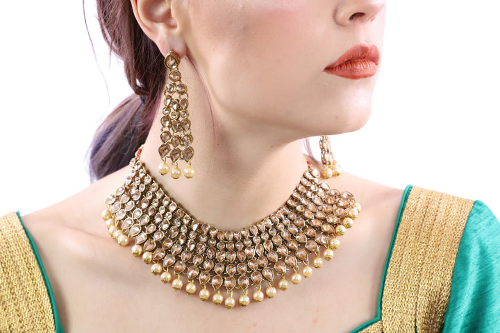 Grand Finale Gold Necklace Set with Earrings and Tika - 1046