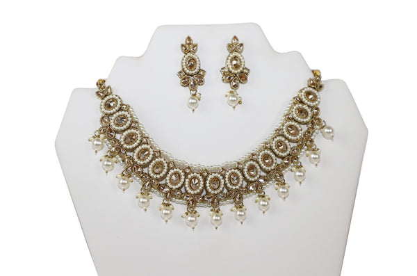 Detailed Pearly Gold Choker Set with Earrings and Tika - JW2002