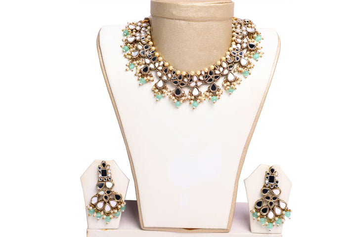 Gorgeous Ocean Blue Beaded Glass Necklace Set with Earrings and Tika - JW2044