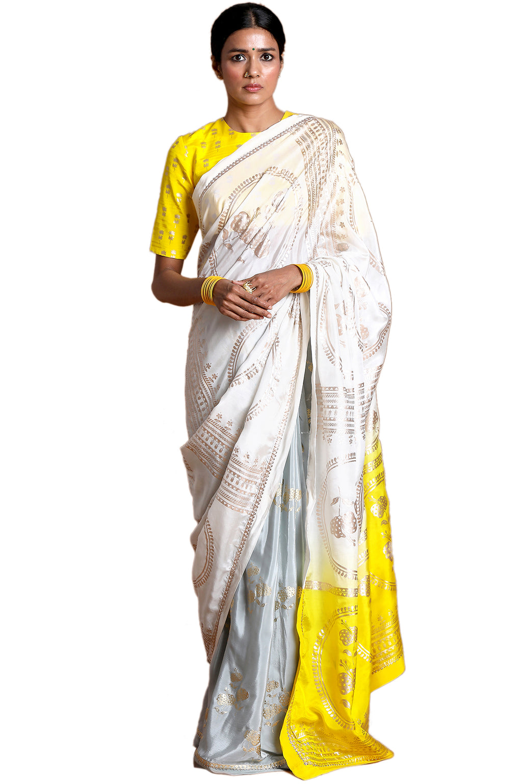 Masaba Solid/Plain Sarees : Buy Masaba Ivory Sportee Saree with Unstitched  BlouseOnline | Nykaa Fashion