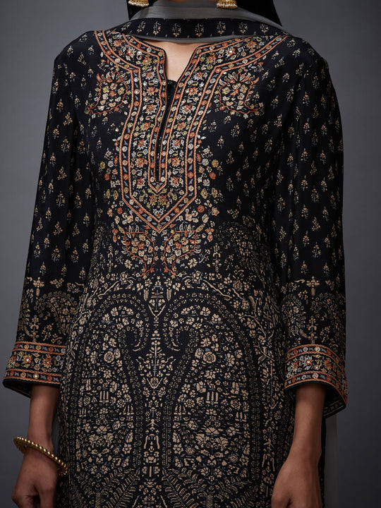RI-Ritu-Kumar-Black-And-Beige-Embroidered-Suit-Set-Closeup
