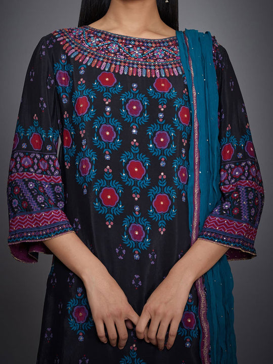 RI-Ritu-Kumar-Black-And-Turquoise-Printed-Suit-Set-Closeup