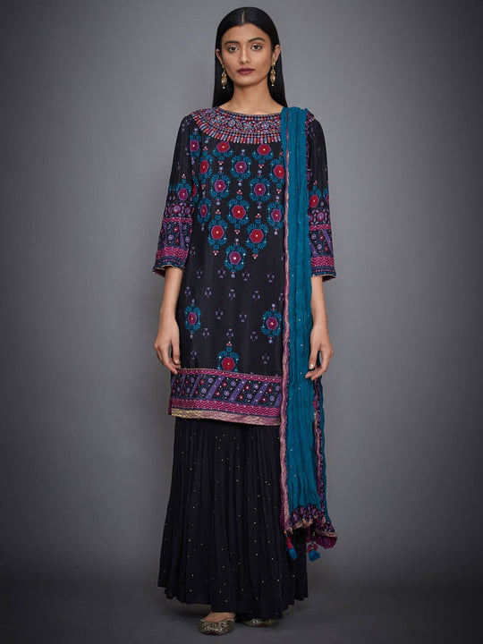 RI-Ritu-Kumar-Black-And-Turquoise-Printed-Suit-Set-Complete-View