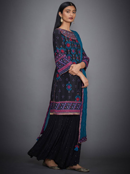 RI-Ritu-Kumar-Black-And-Turquoise-Printed-Suit-Set-Side-View2