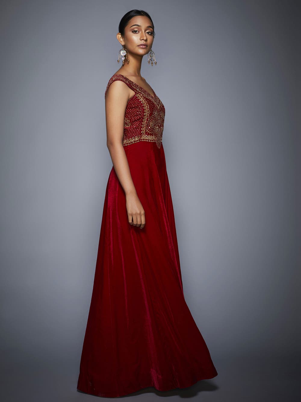 Maroon Velvet Heavy Embroidered Bridal Long Party Gown – Sultan Dress