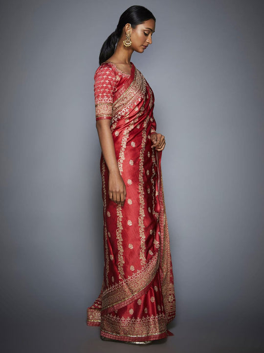 RI-Ritu-Kumar-Coral-And-Beige-Aari-Embroidery-Saree-With-Unstitched-Blouse-Side-View2