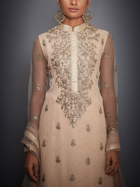 RI-Ritu-Kumar-Pink-Embroidered-Suit-Set-CloseUp