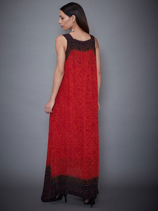 RI-Ritu-Kumar-Red-and-Black-Embroidered-Ensemble-Back