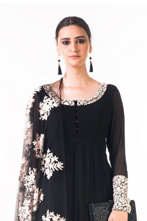 Black Ari Dress With Ari Work Net Dupatta