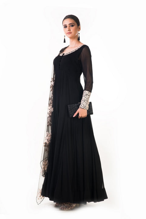 Black Ari Dress With Ari Work Net Dupatta