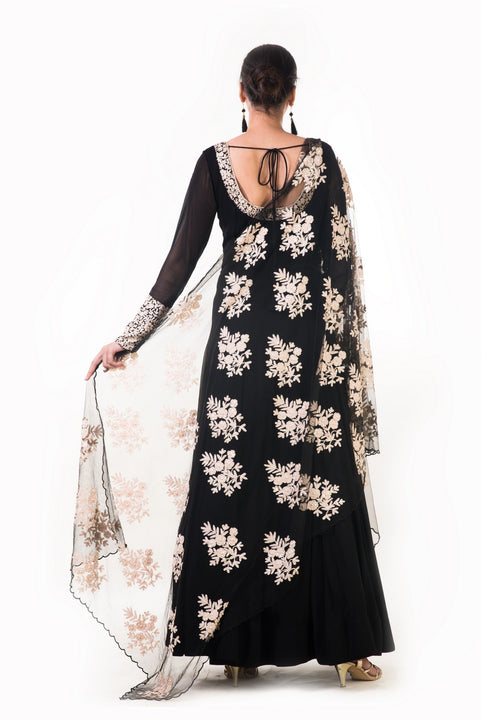 Black Ari Dress With Ari Work Net Dupatta